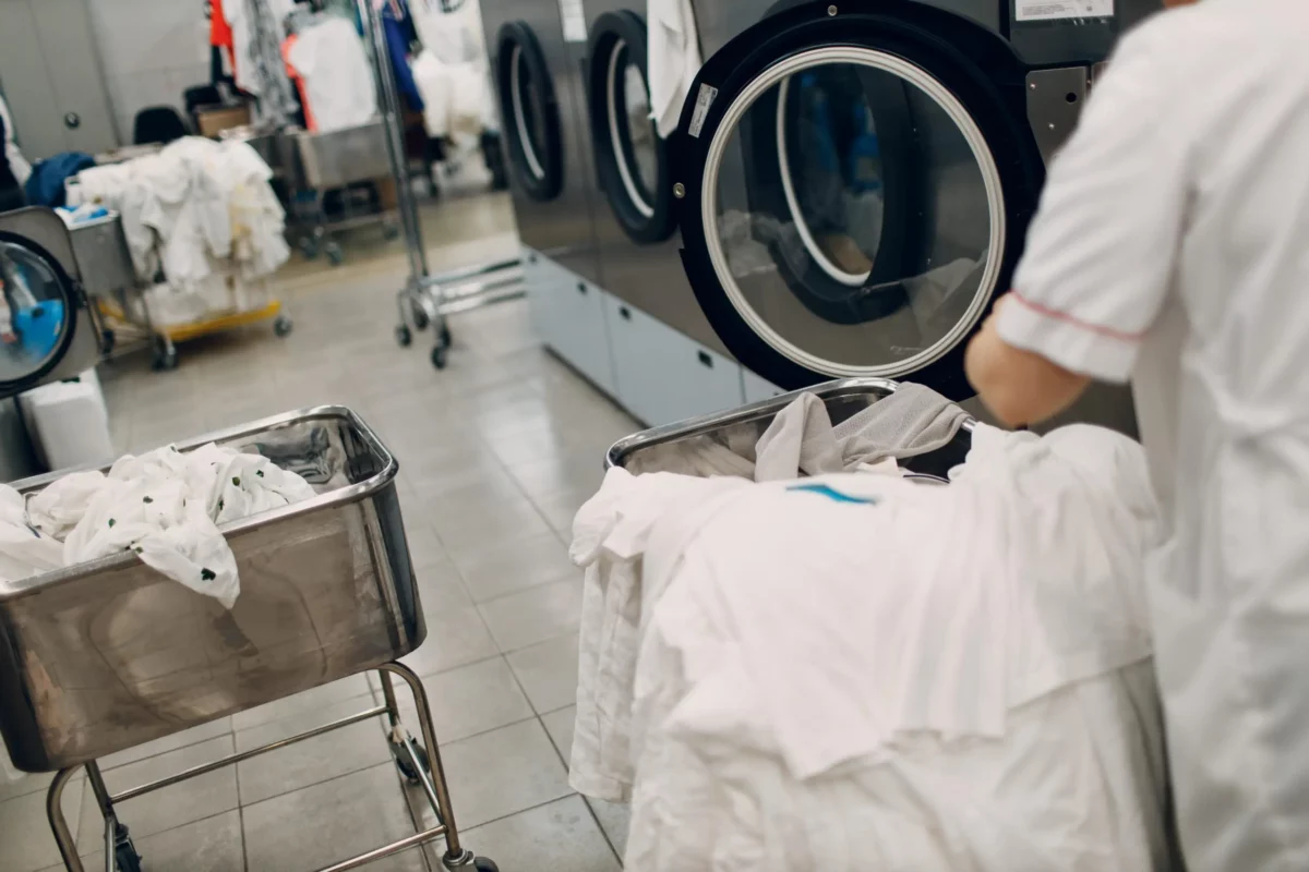 dry-cleaning-clothes-clean-cloth-chemical-process-laundry-industrial-drycleaning-min-scaled